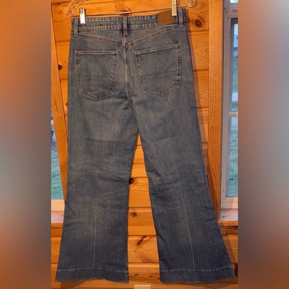 American Eagle Outfitters Women’s High-Rise Blue Flare Jeans Size 4 - Picture 7 of 8